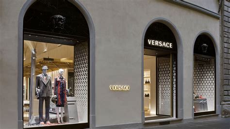 versace firenze indirizzo|Negozio VERSACE a FIRENZE in Via dè Tornabuoni 17.